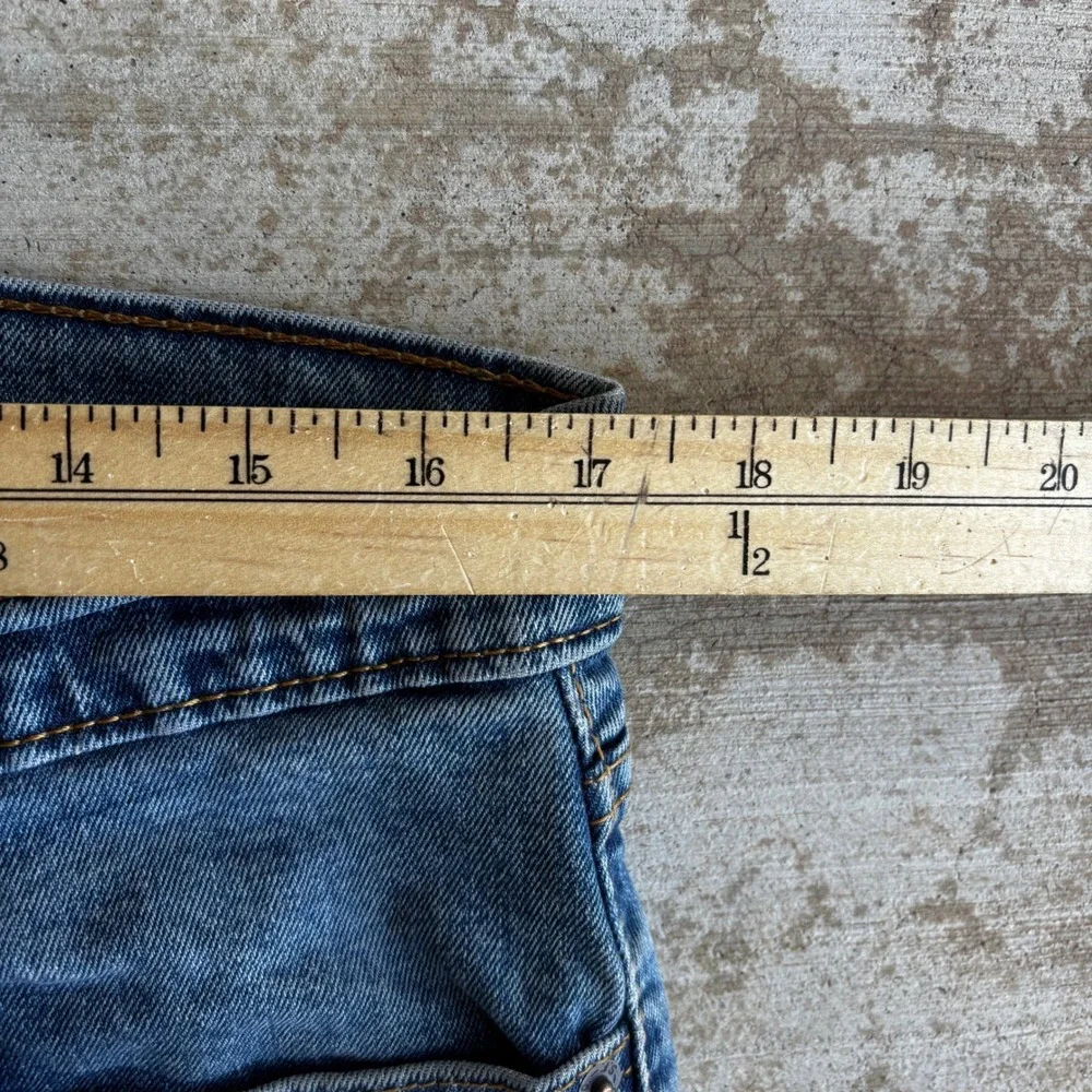 Levi's 505 Jeans Men Size 34x29 Medium Wash Straight Leg Classic Denim Casual